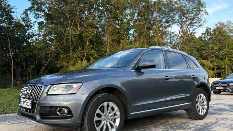 AUDI Q5 -