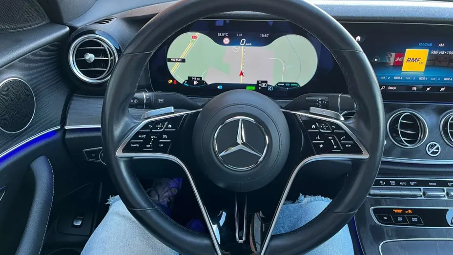 MERCEDES-BENZ E Klasa -