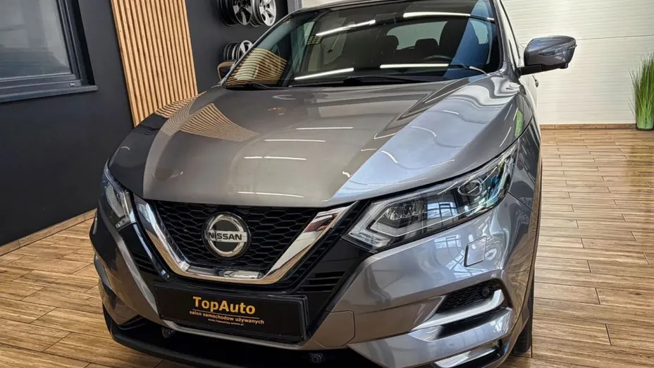 NISSAN Qashqai -