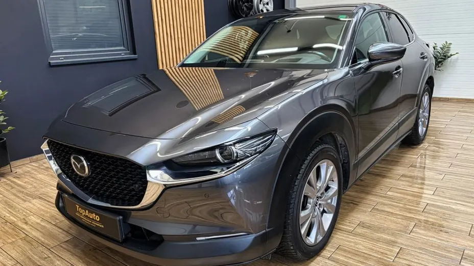 MAZDA CX-30 -