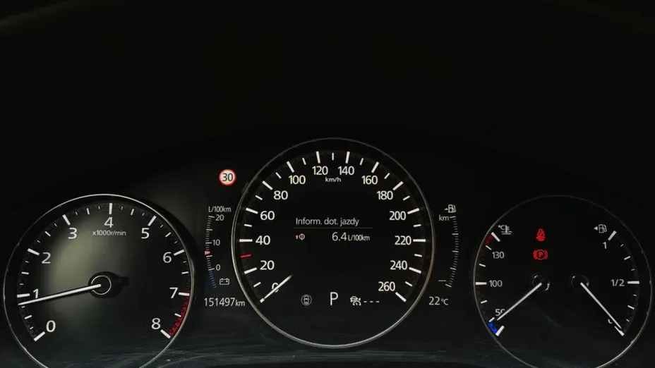MAZDA CX-30 -