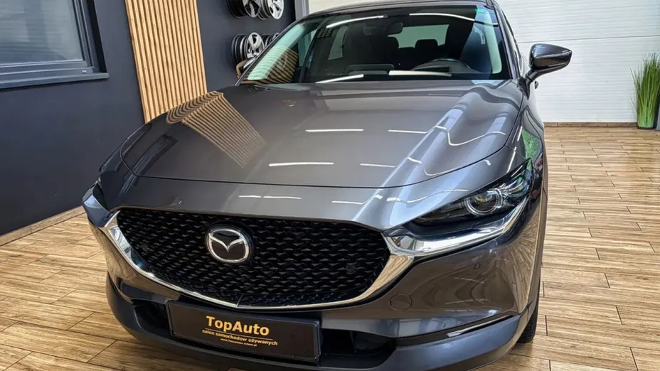 MAZDA CX-30 -