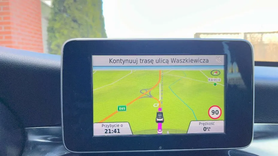 MERCEDES-BENZ C Klasa -