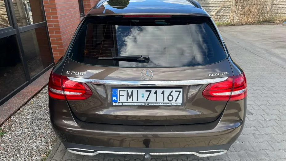 MERCEDES-BENZ C Klasa -