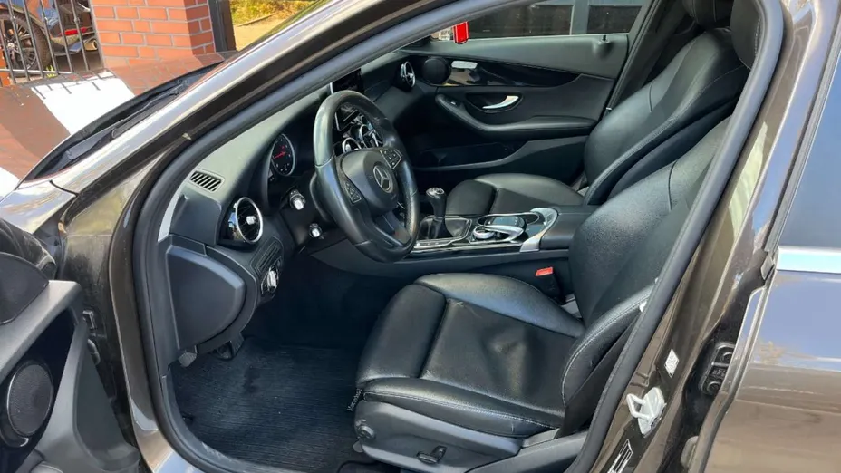 MERCEDES-BENZ C Klasa -