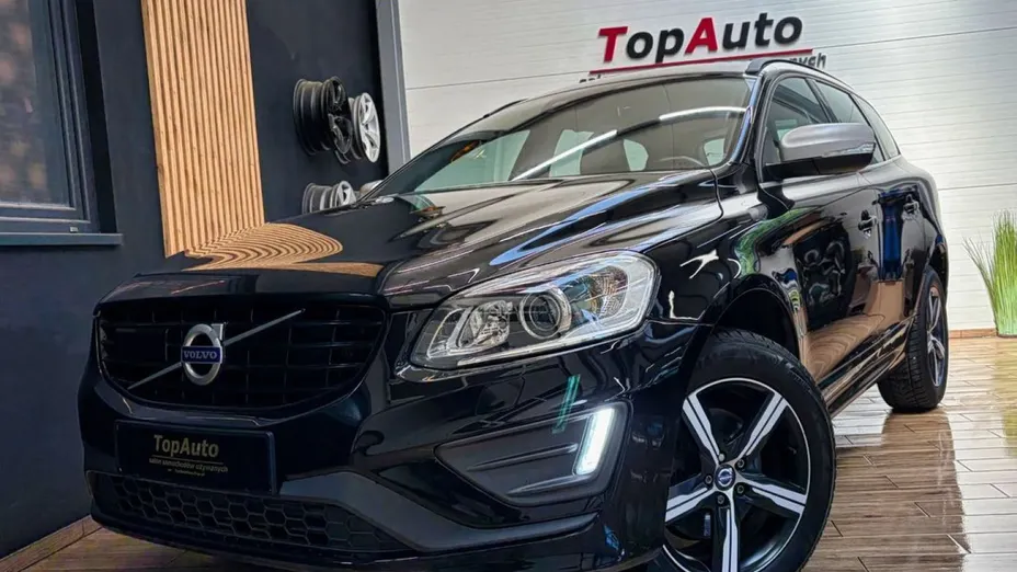 VOLVO XC60 -