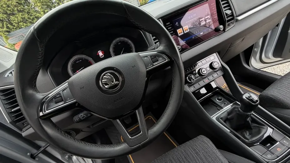 SKODA Karoq -
