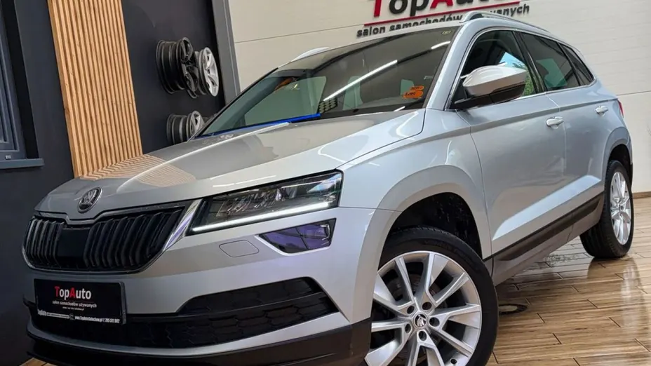 SKODA Karoq -