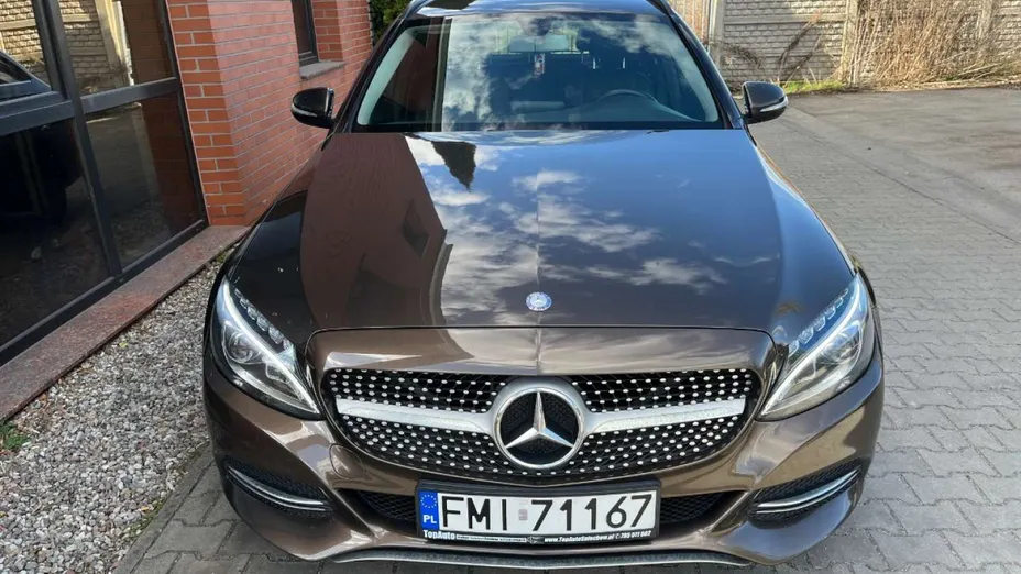 MERCEDES-BENZ C Klasa -