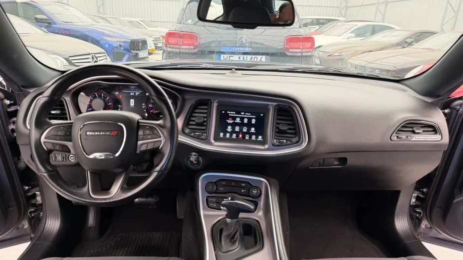 DODGE Challenger -