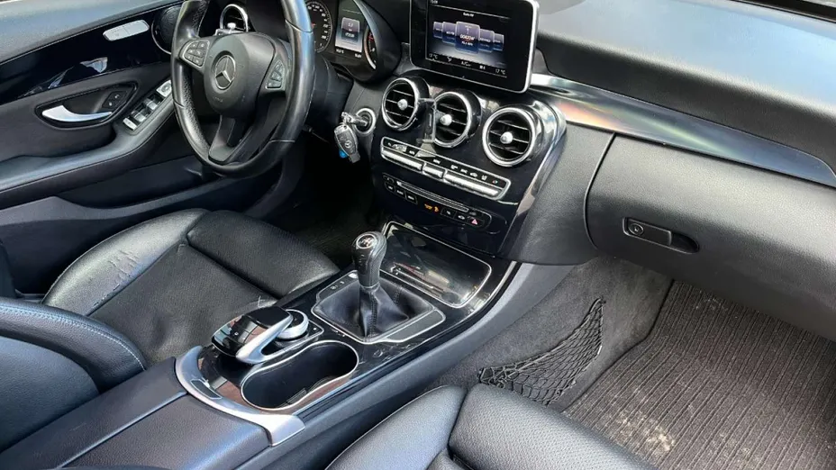 MERCEDES-BENZ C Klasa -