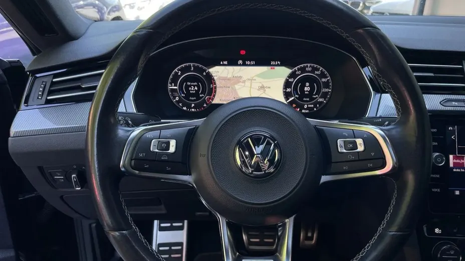VOLKSWAGEN Arteon -