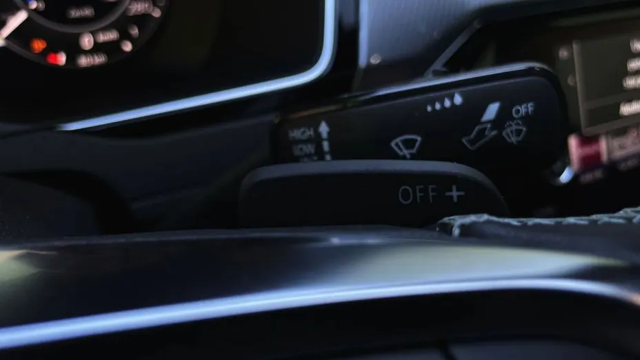 VOLKSWAGEN Arteon -
