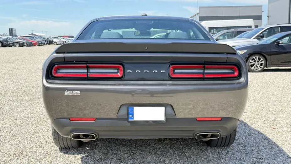 DODGE Challenger -