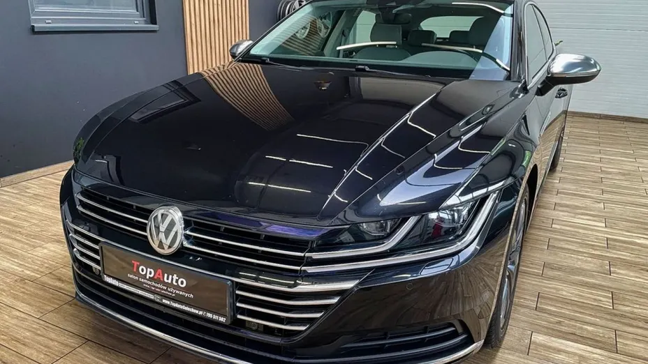 VOLKSWAGEN Arteon -