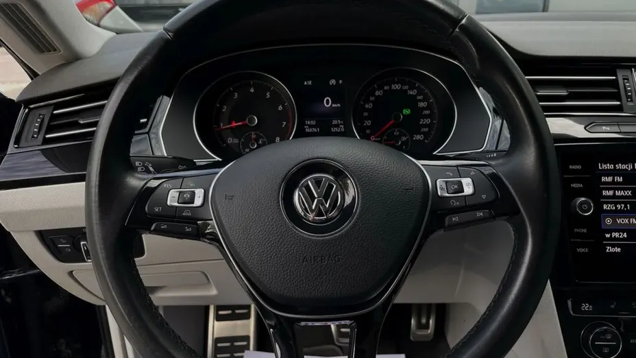 VOLKSWAGEN Arteon -
