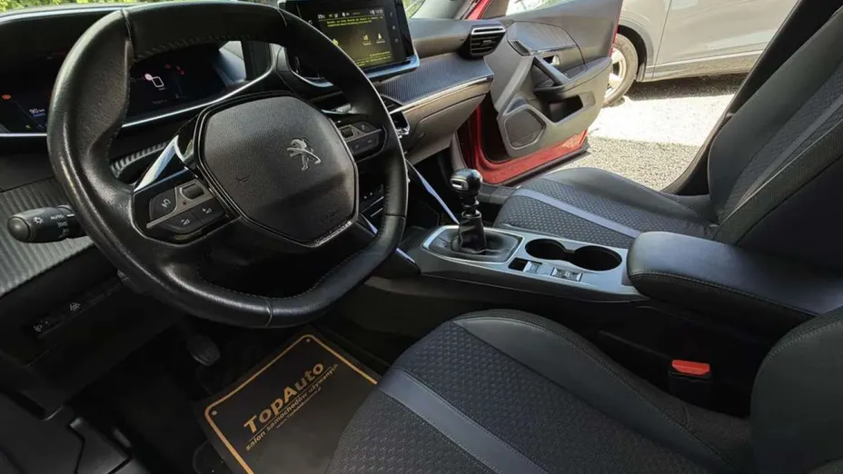 PEUGEOT 2008 -