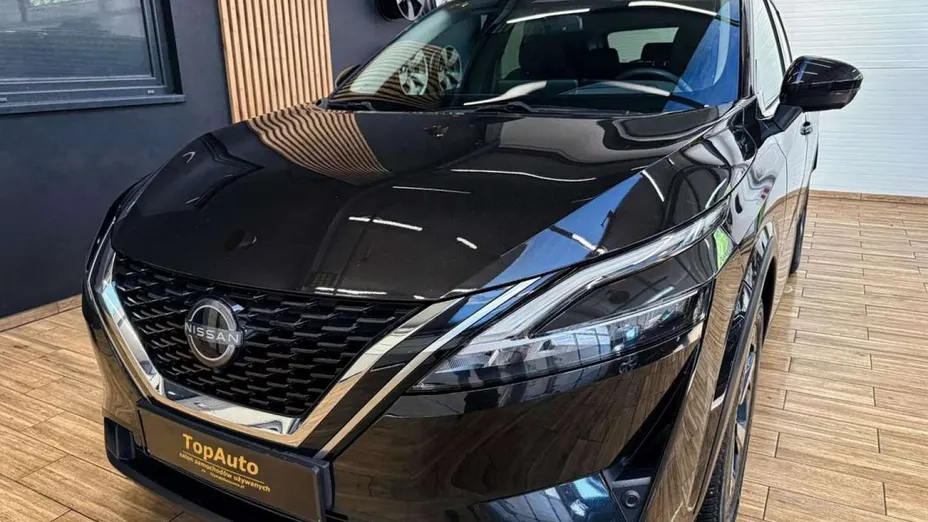 NISSAN Qashqai -