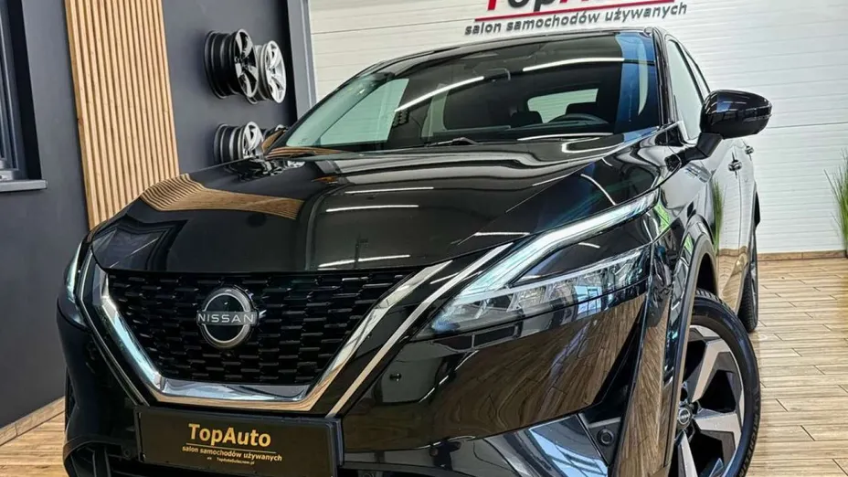 NISSAN Qashqai -