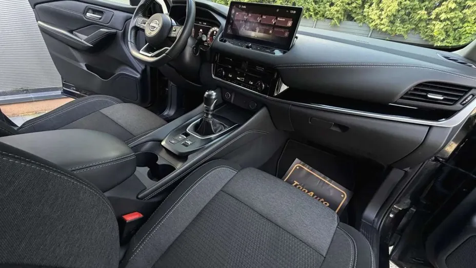NISSAN Qashqai -