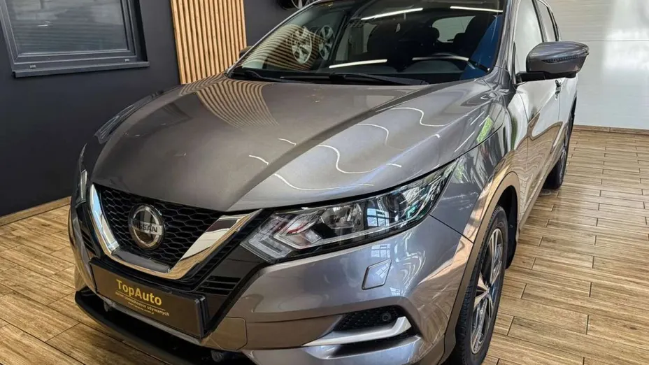 NISSAN Qashqai -