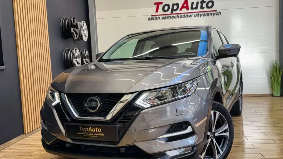 NISSAN Qashqai -