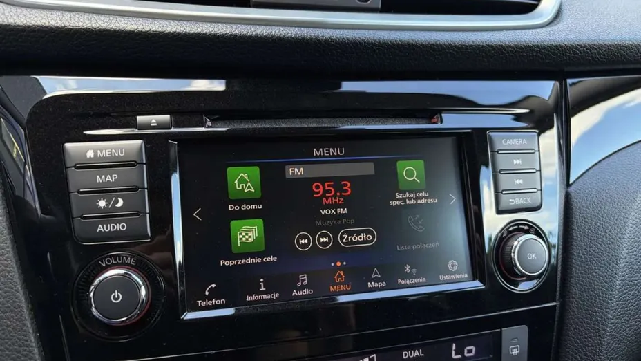 NISSAN Qashqai -