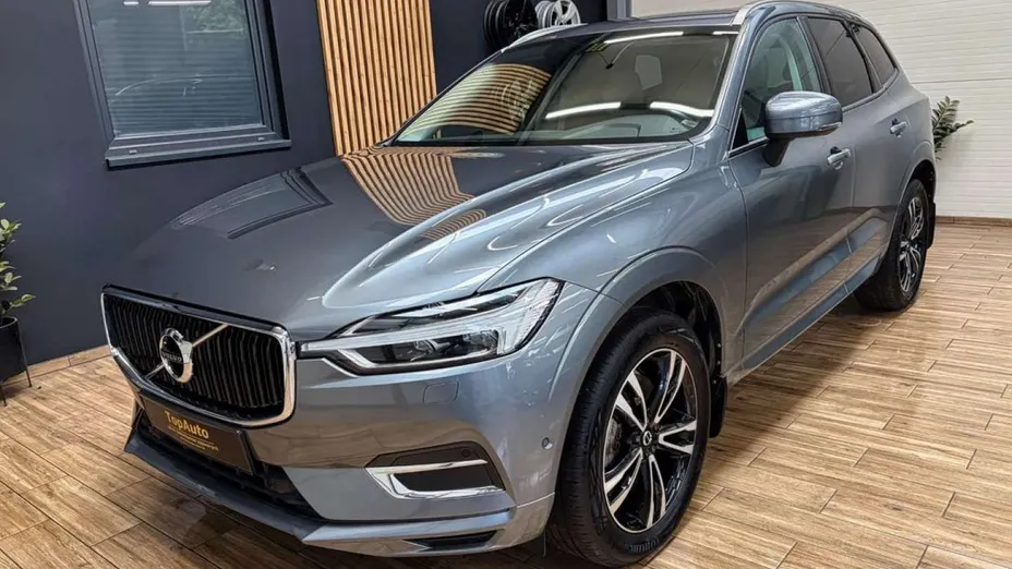 VOLVO XC60 -