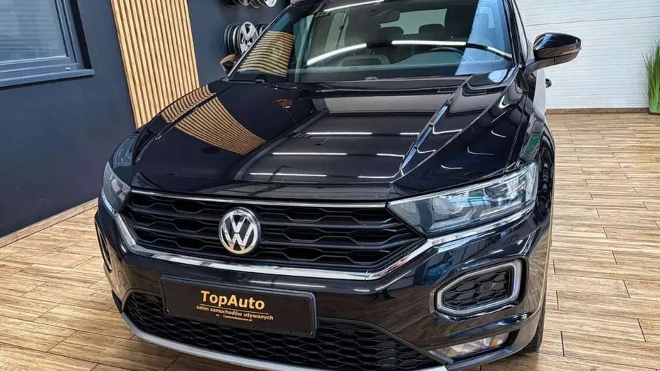 VOLKSWAGEN T-ROC -