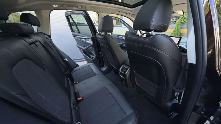 BMW X3 -