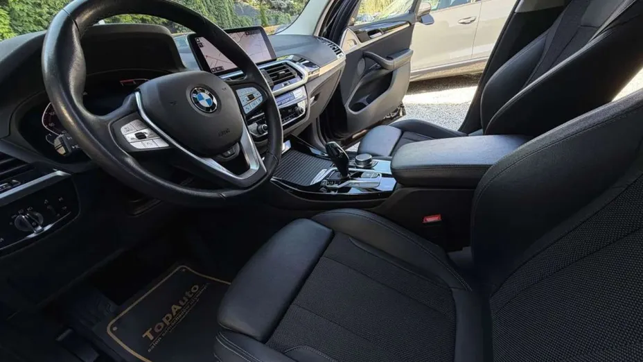 BMW X3 -