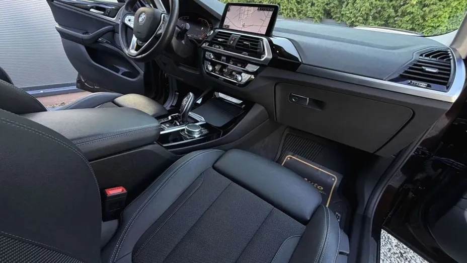 BMW X3 -