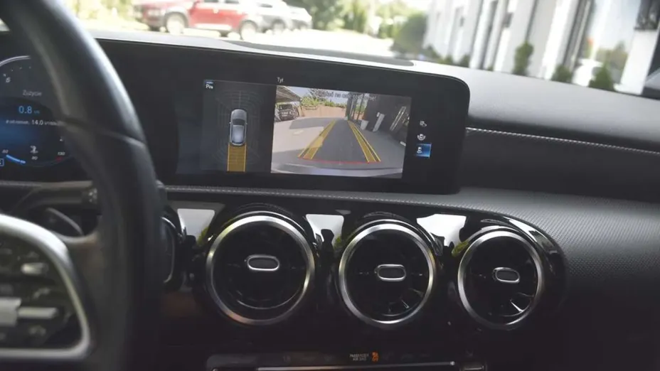 MERCEDES-BENZ A Klasa -