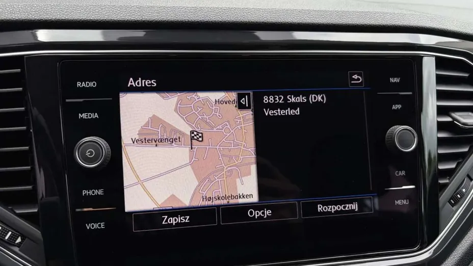 VOLKSWAGEN T-ROC -