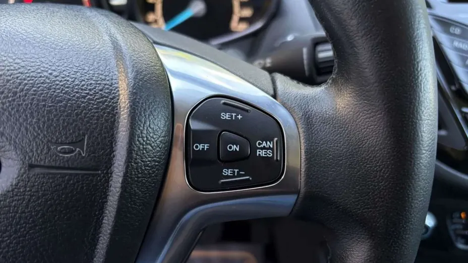 FORD B-MAX -