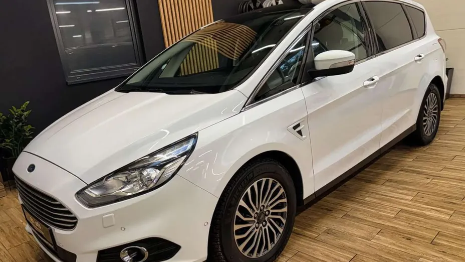 FORD S-MAX -