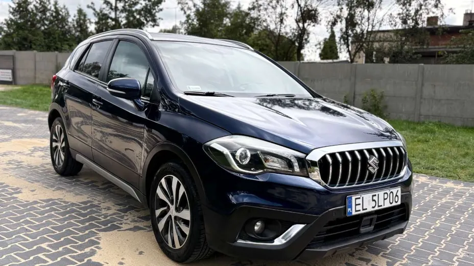 SUZUKI S-Cross -
