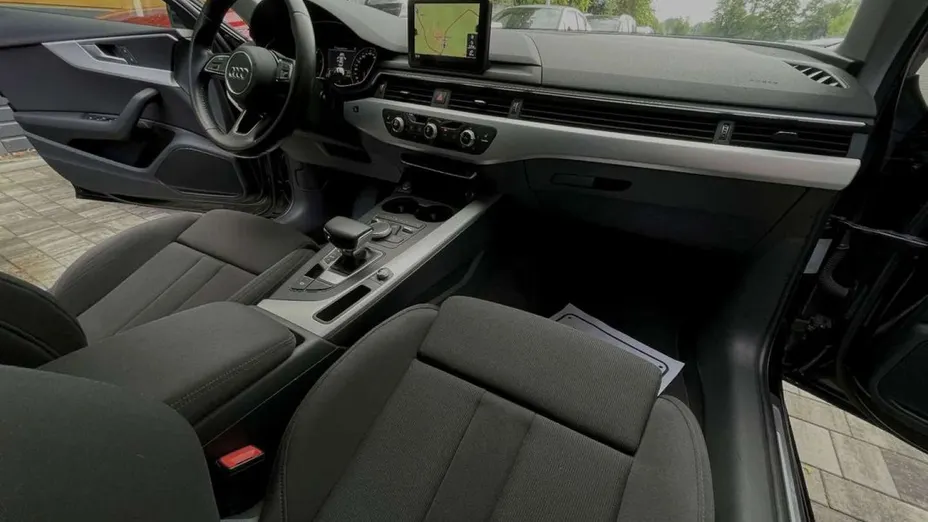 AUDI A4 Avant -
