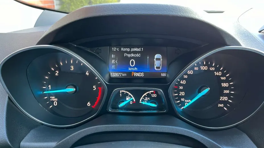 FORD Kuga -