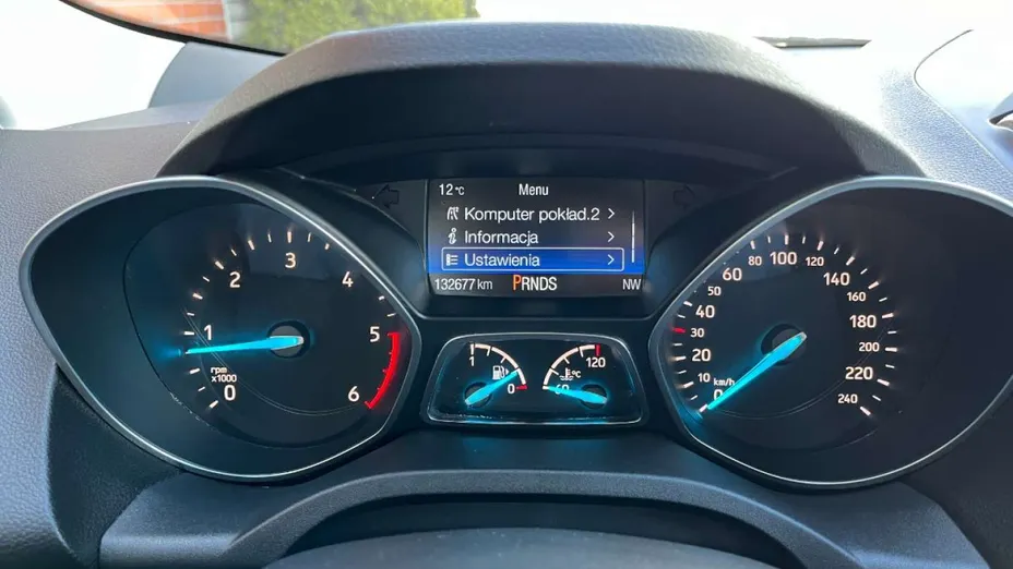 FORD Kuga -