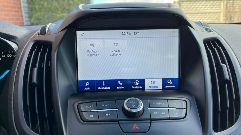 FORD Kuga -