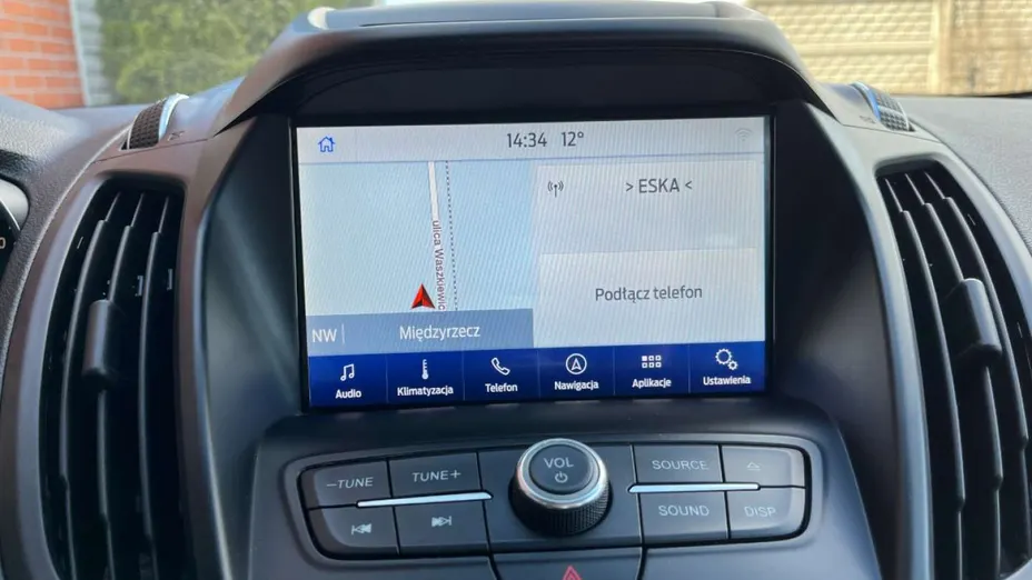 FORD Kuga -