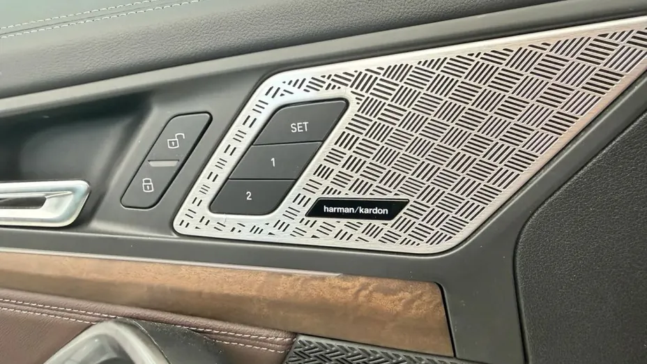 BMW X1 -
