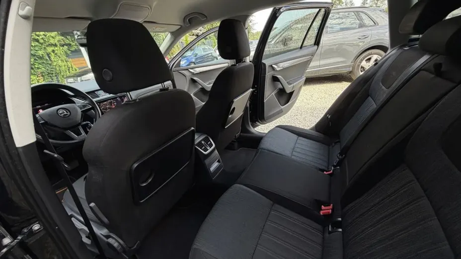 SKODA Octavia -
