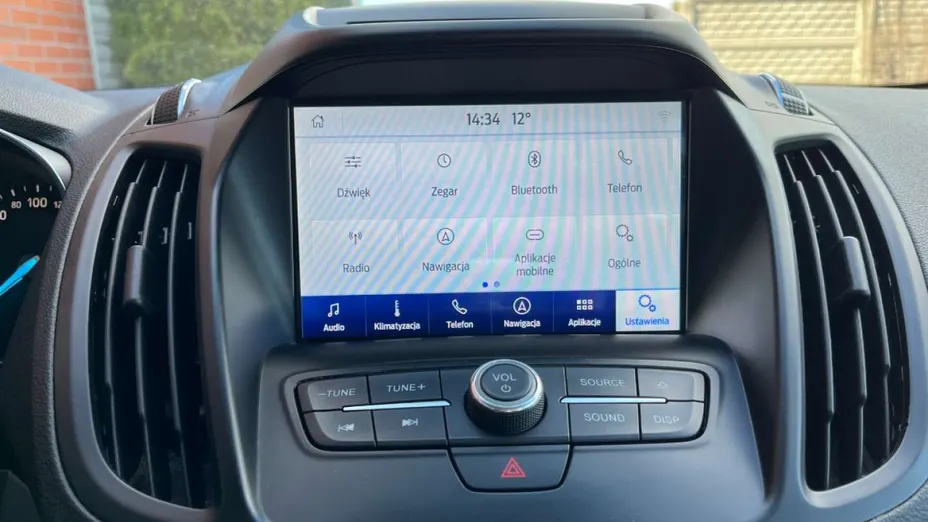 FORD Kuga -