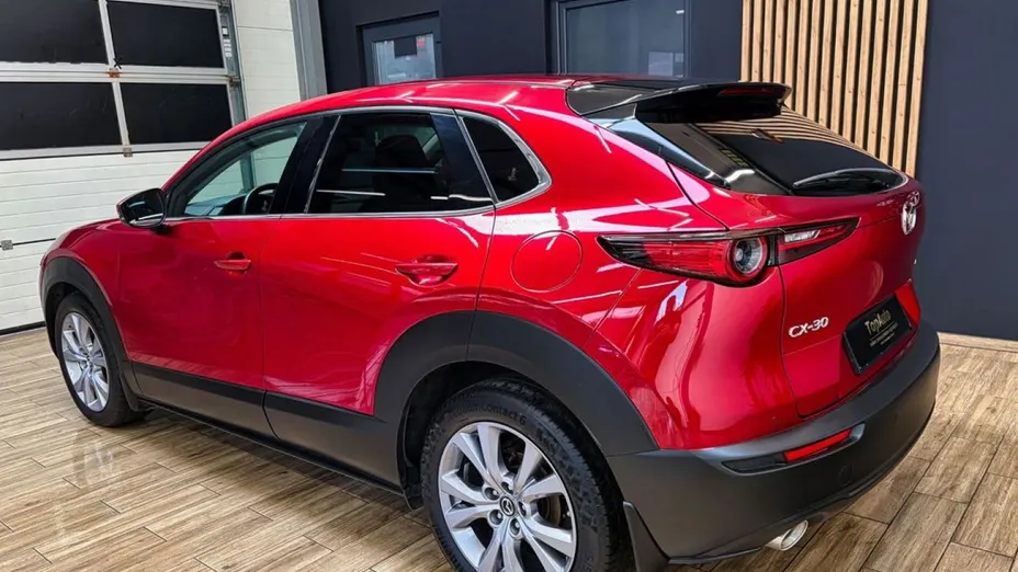 MAZDA CX-30 -