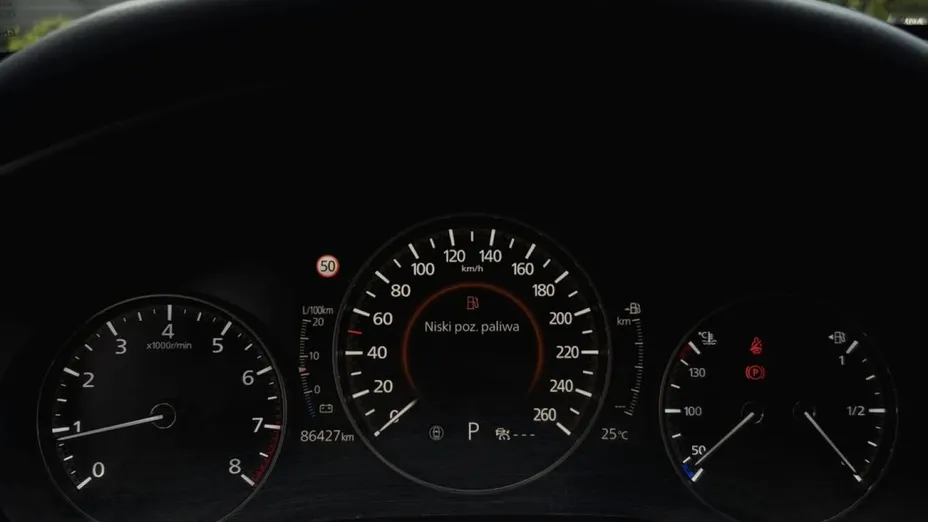 MAZDA CX-30 -