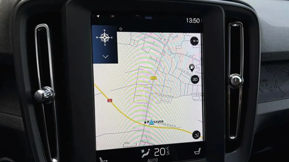 VOLVO XC40 -