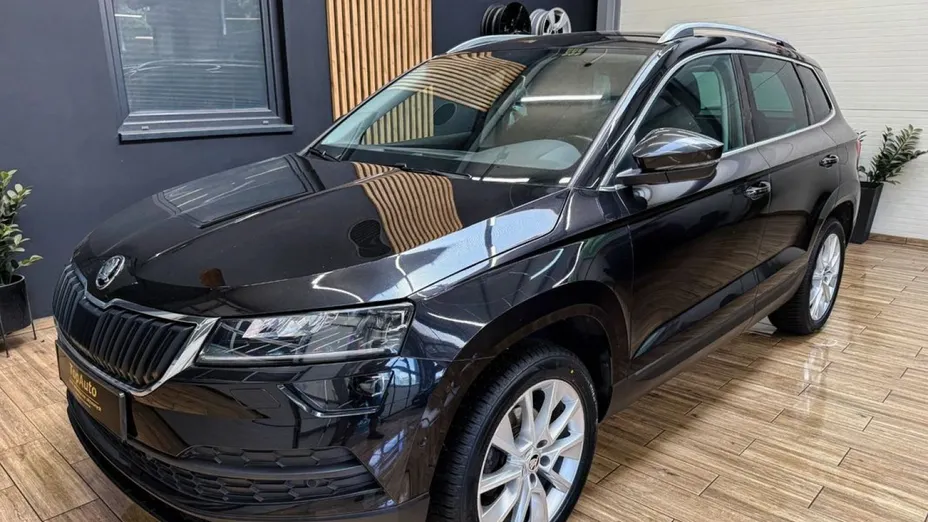 SKODA Karoq -