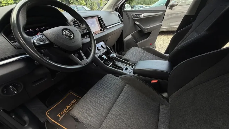 SKODA Karoq -